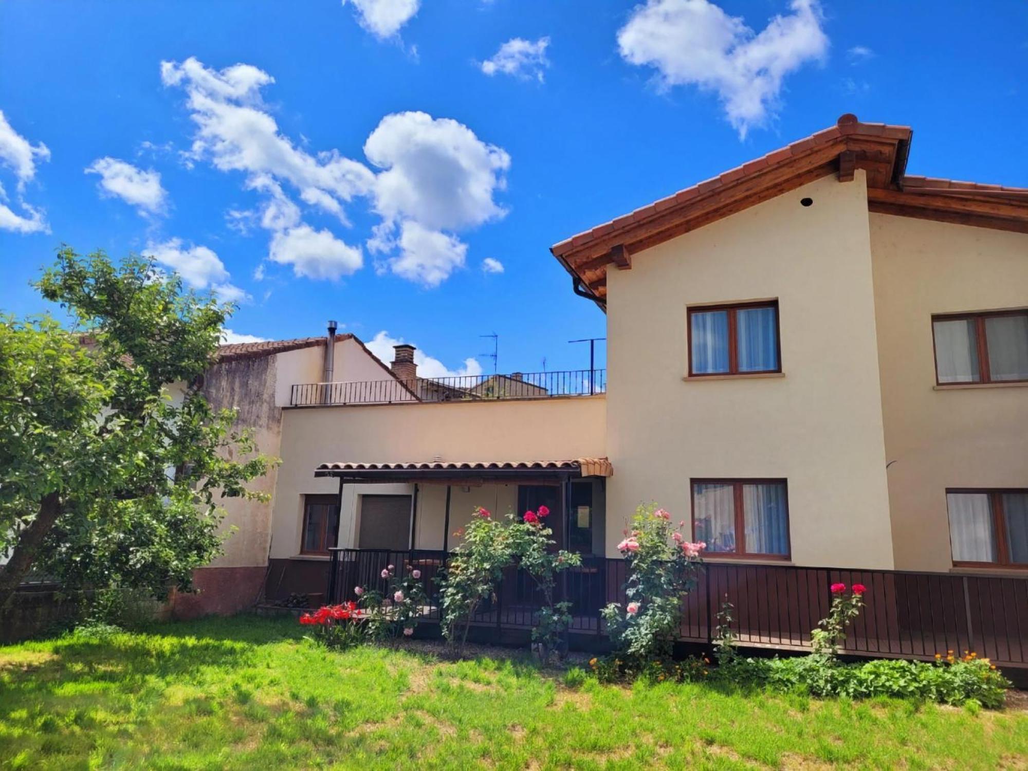 Hébergement de vacances Casa Julio, Bonita Casa Comoda Y Espaciosa, Totalmente Reformada Con Terraza Y Jardin Privado *